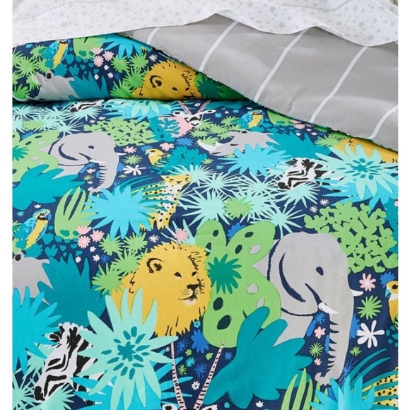 Macys Charter’s Club 2-pc Jungala Kids Comforter set (i have 2 available) - Picture 2 of 4